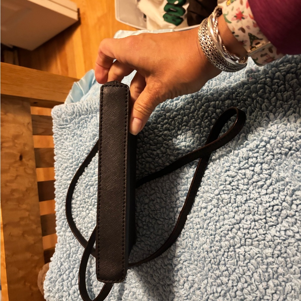 EUC Kate Spade Black Crossbody Bag - Picture 5 of 6